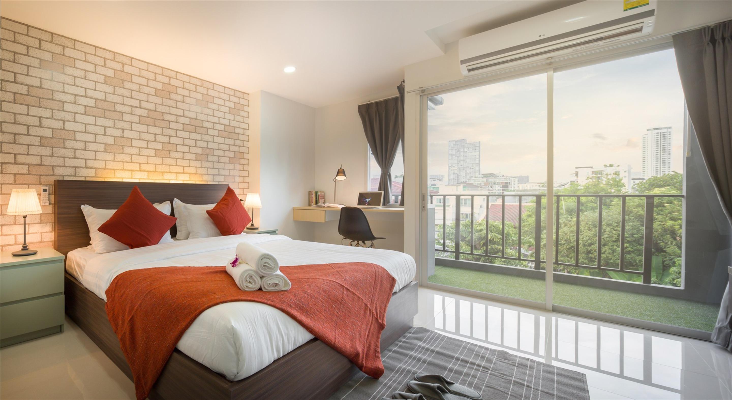 Q Space Residence Bangkok Exteriör bild