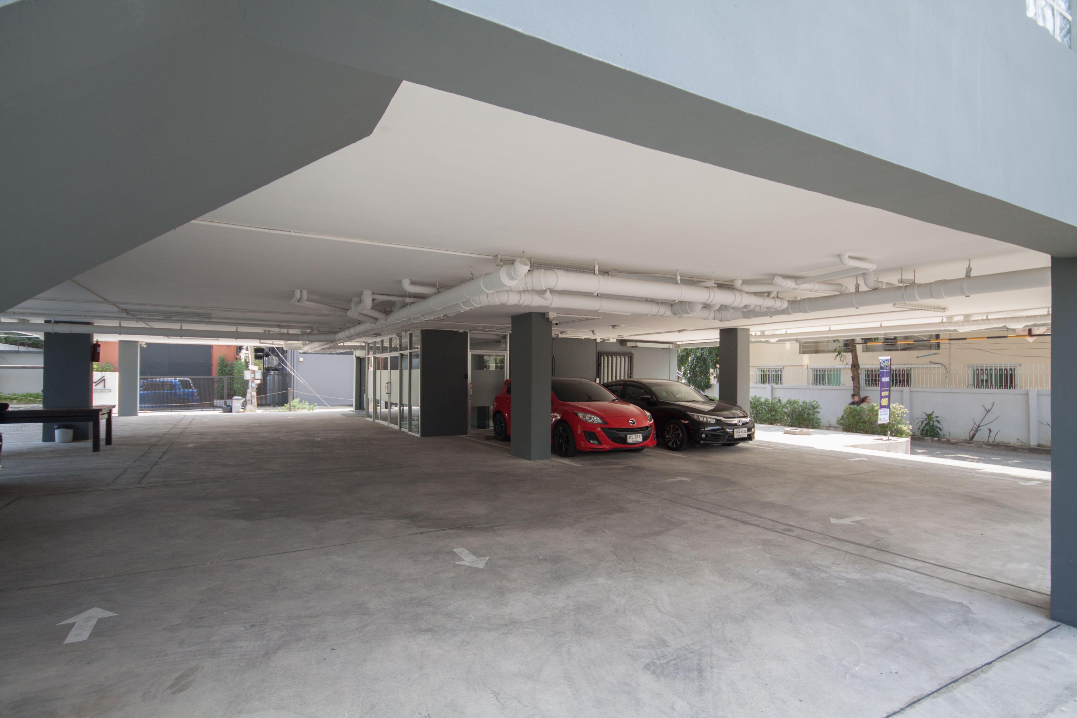 Q Space Residence Bangkok Exteriör bild